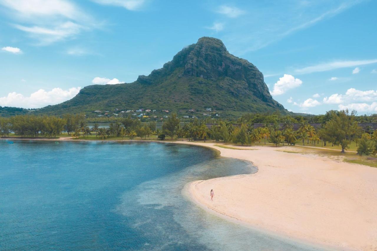 Paradis Beachcomber Golf Resort & Spa Le Morne Exterior foto