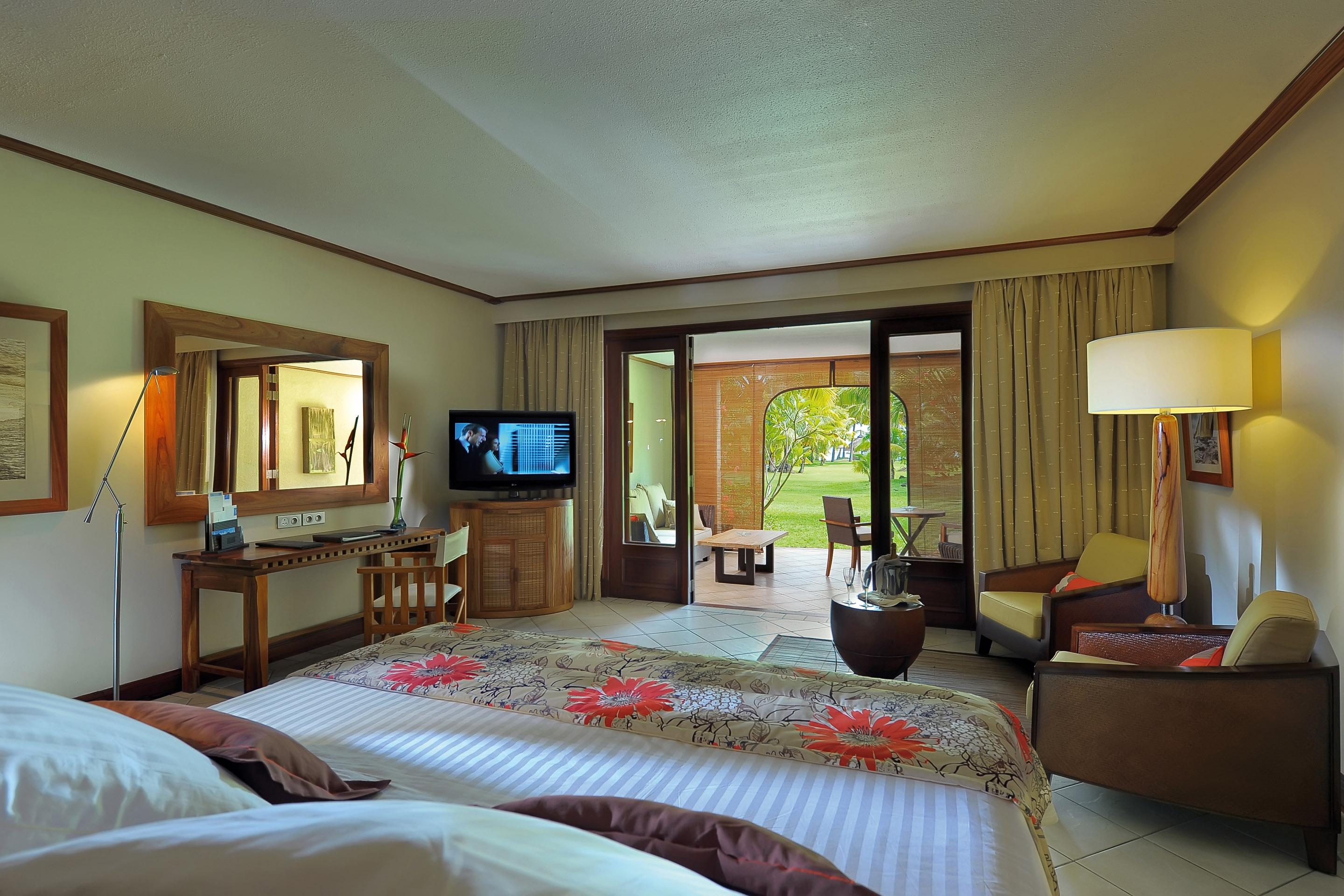 Paradis Beachcomber Golf Resort & Spa Le Morne Exterior foto