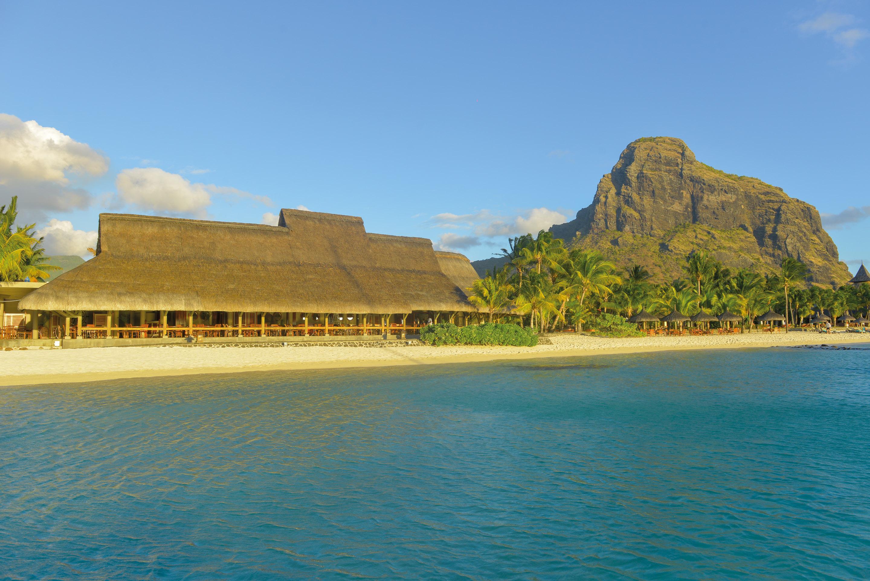 Paradis Beachcomber Golf Resort & Spa Le Morne Exterior foto