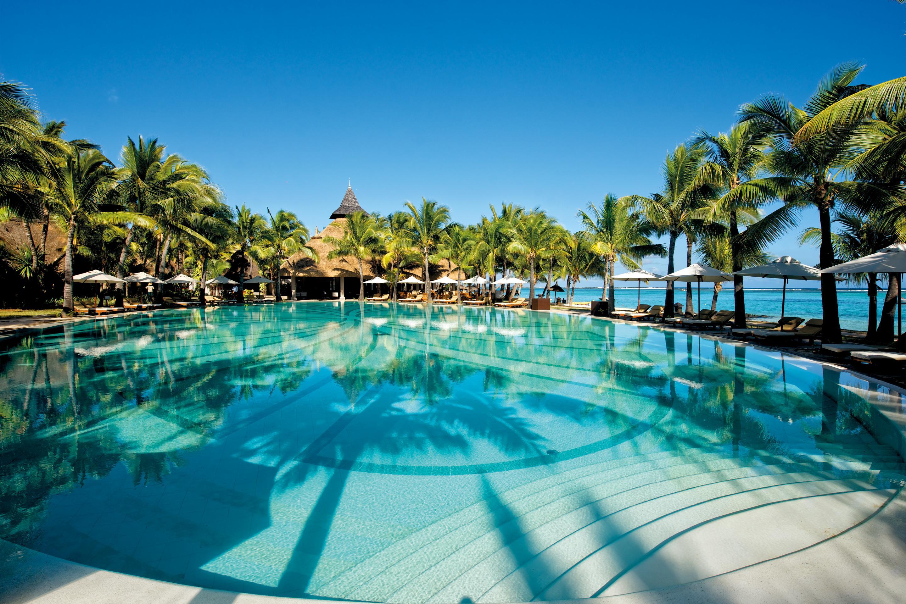Paradis Beachcomber Golf Resort & Spa Le Morne Exterior foto