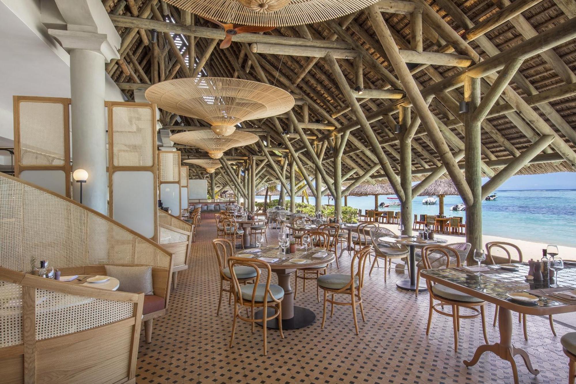 Paradis Beachcomber Golf Resort & Spa Le Morne Exterior foto