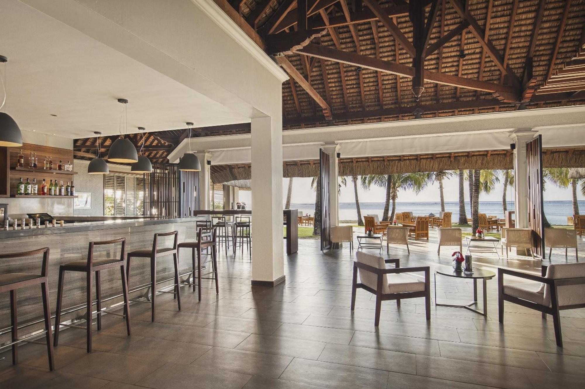 Paradis Beachcomber Golf Resort & Spa Le Morne Exterior foto